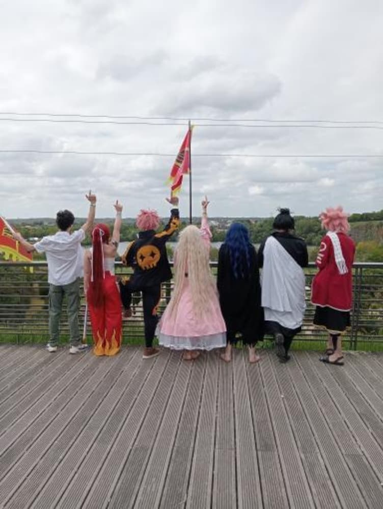 Mavis vermillion  - Photo 28