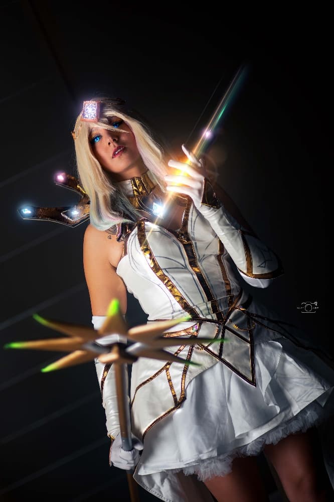 Lux light LoL - Photo 3