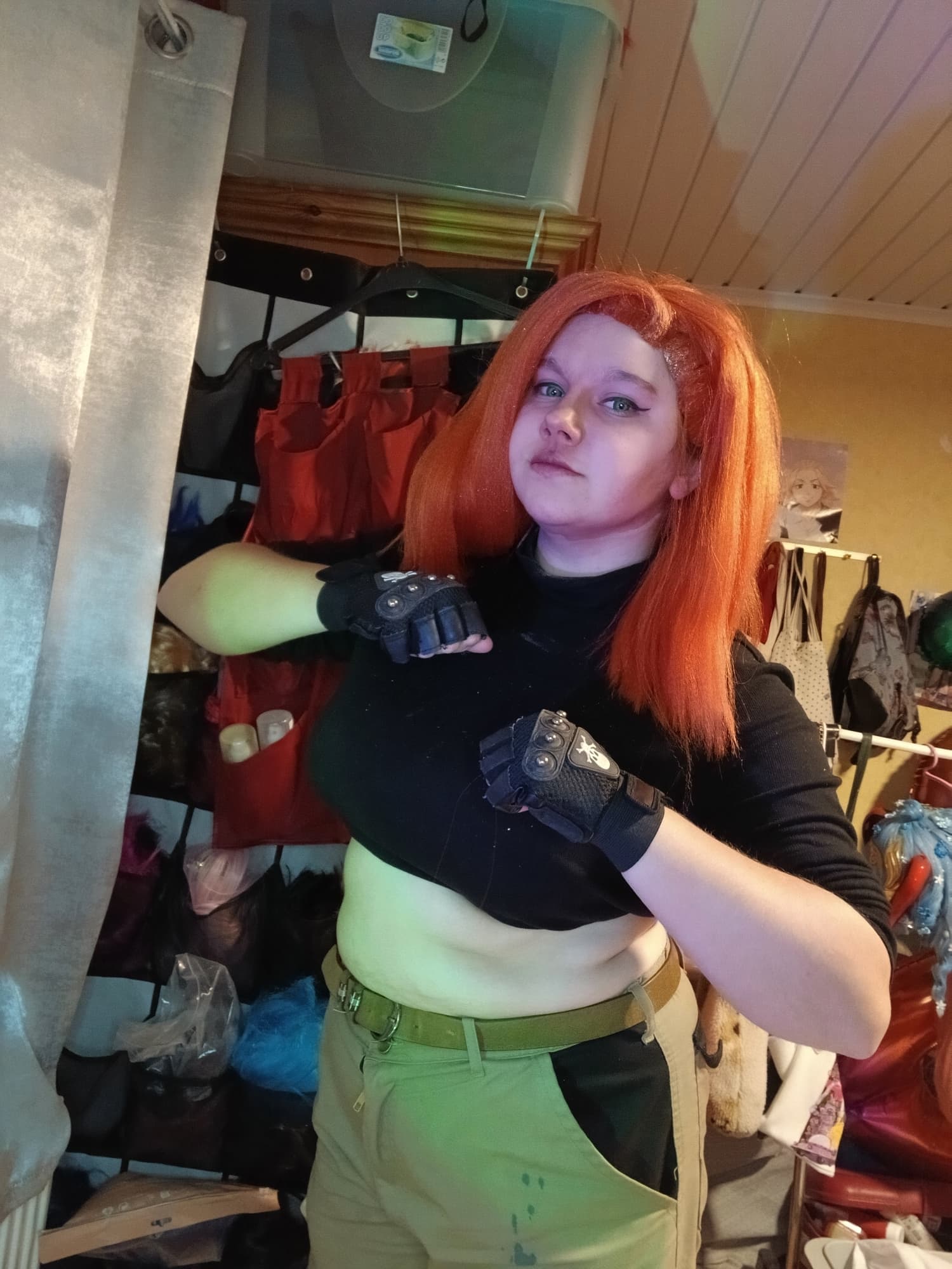 Kim at home - Photo 35