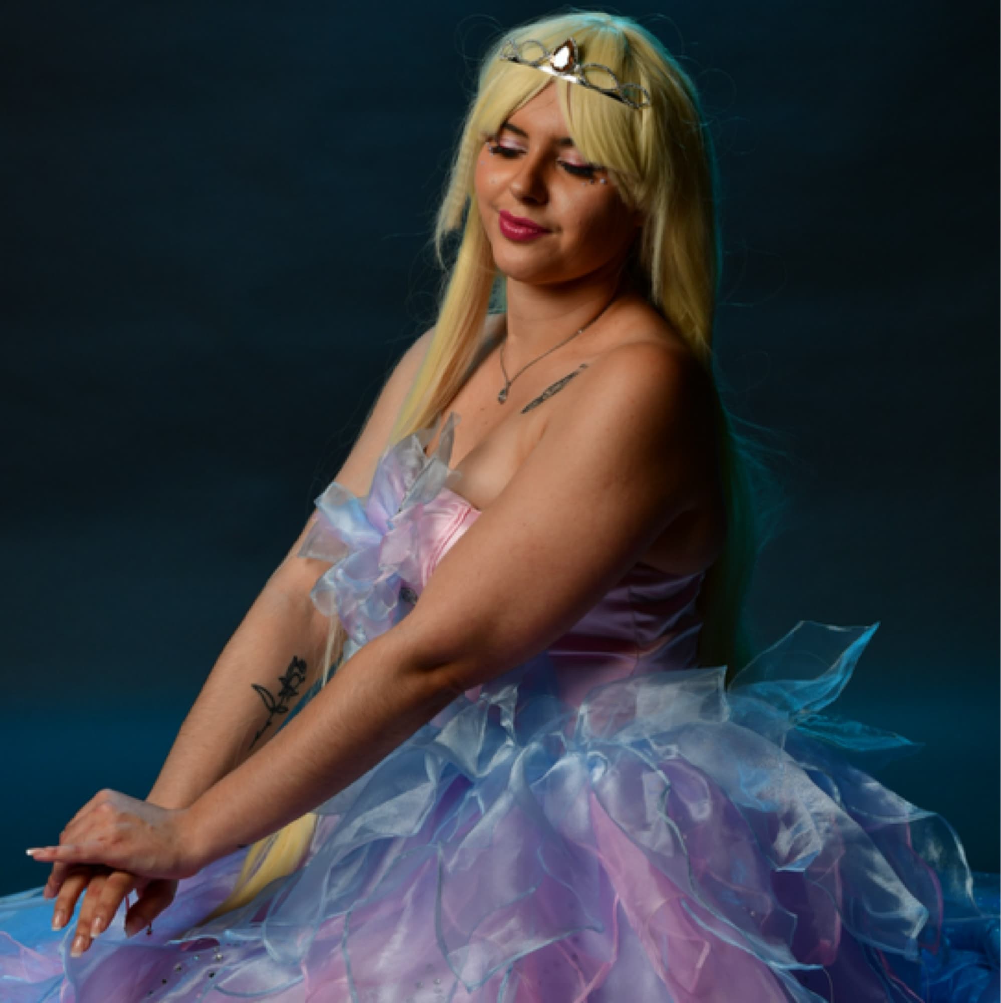 Odette  - Swan Lake cosplay photoshoot cover