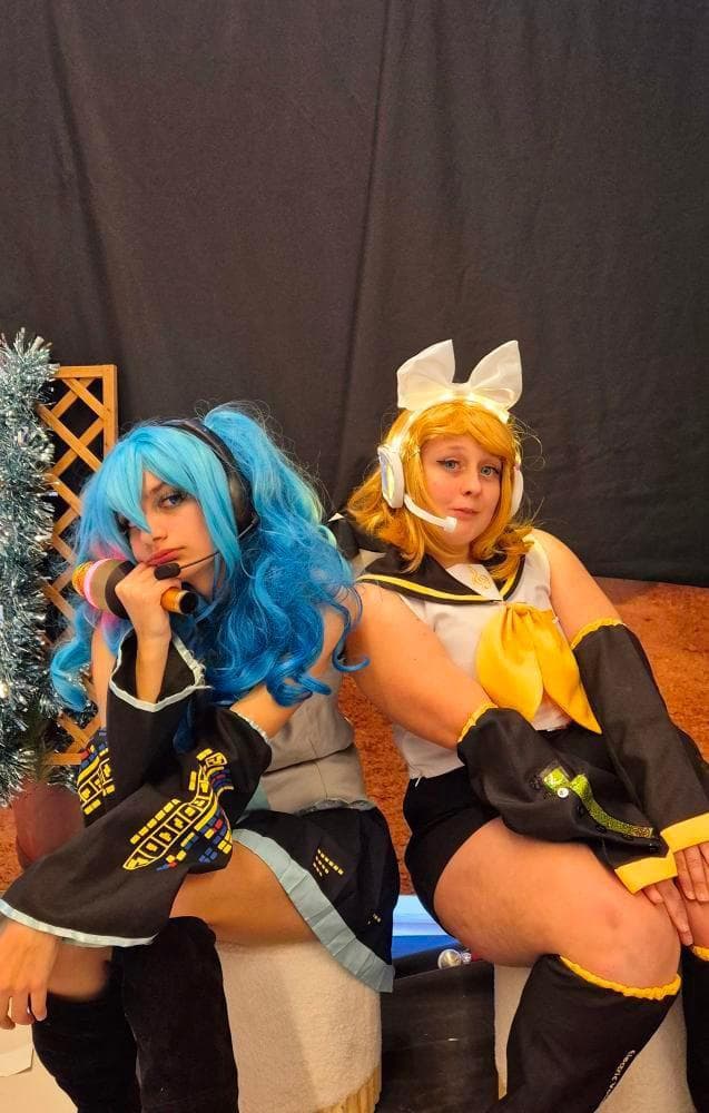 Rin x miku - Photo 3