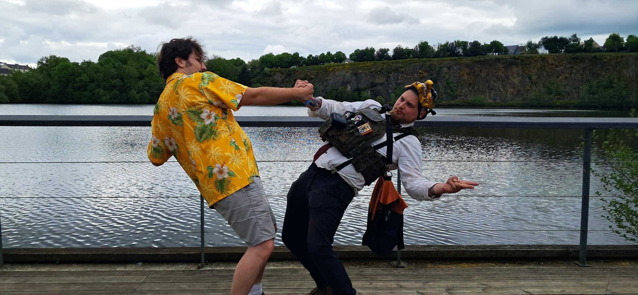 Wolf (golden mask) - Photo 16