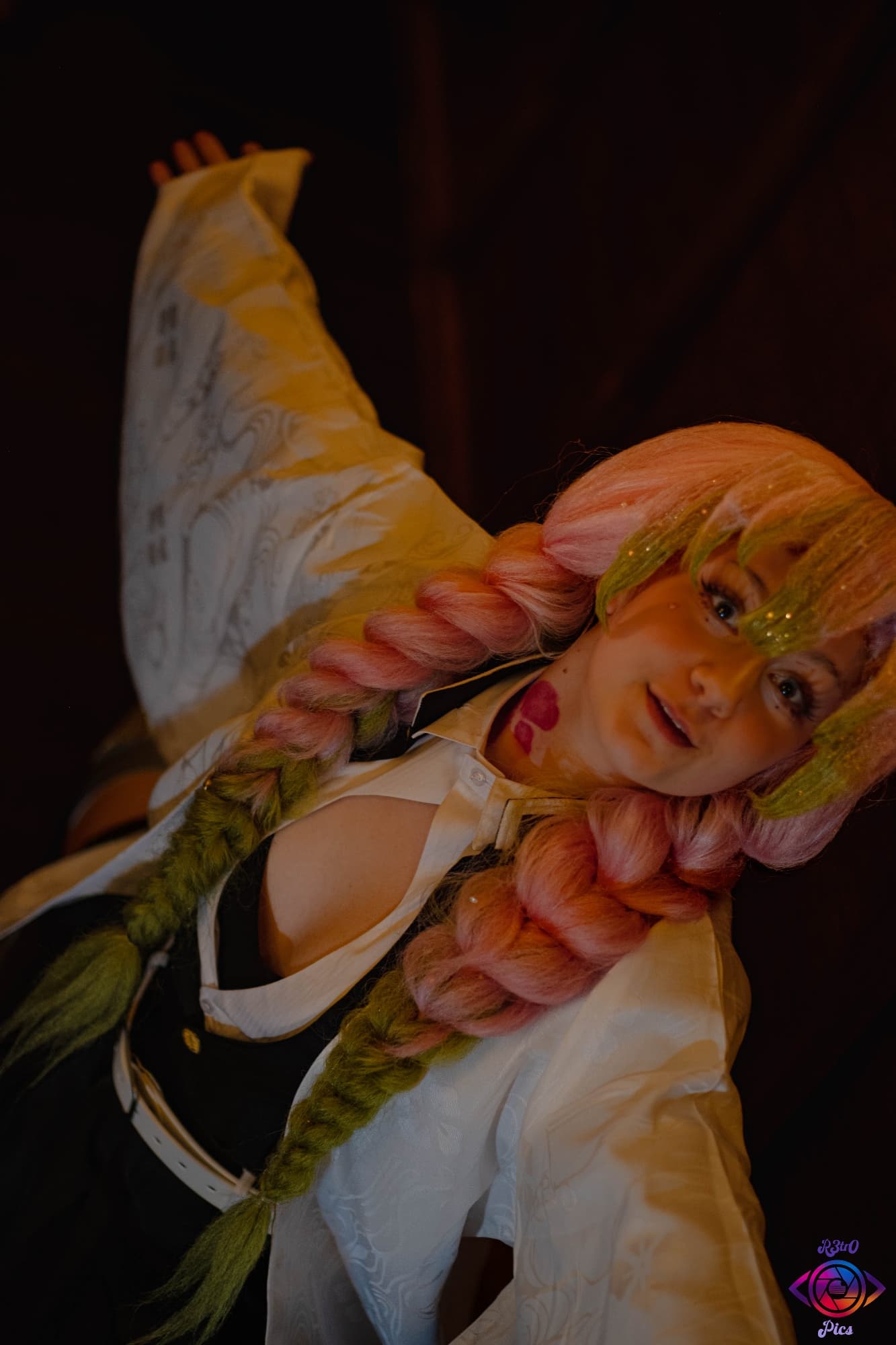 Mitsuri Kanroji - Photo 20