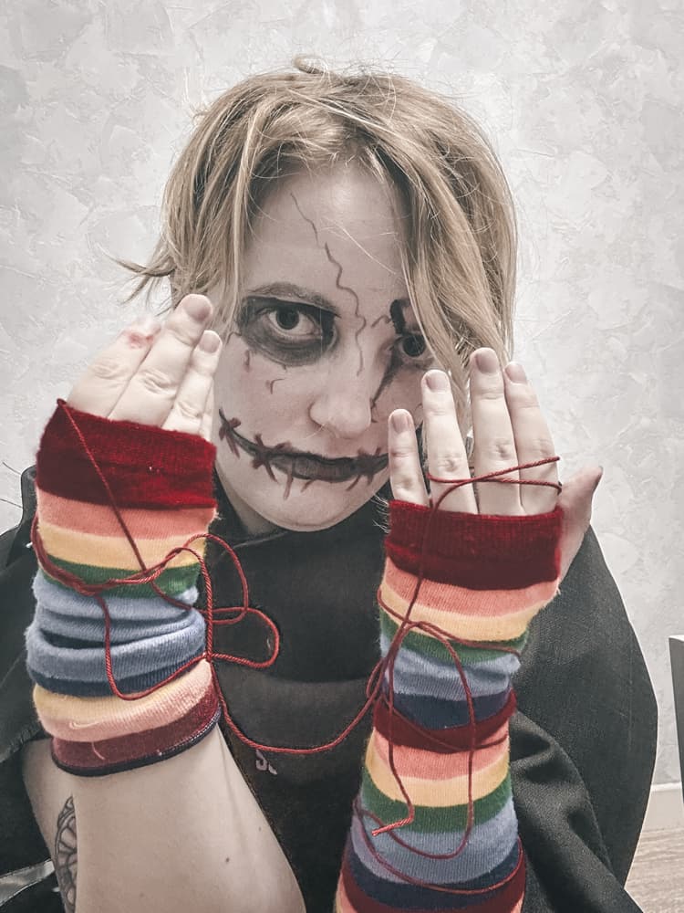 Raver Doll  - Photo 6