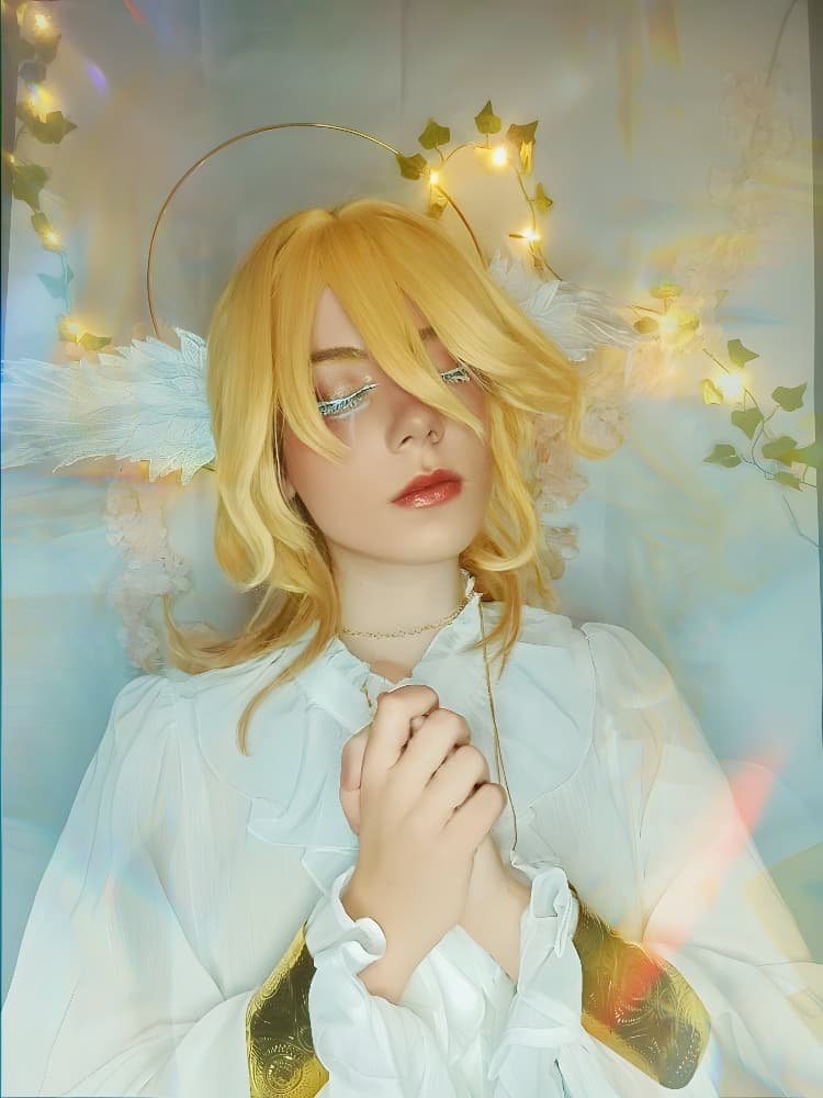 Angel Kaveh - Photo 3