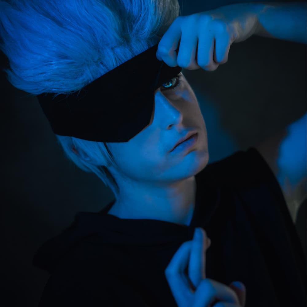 gojo  - Jujutsu Kaisen cosplay photoshoot cover
