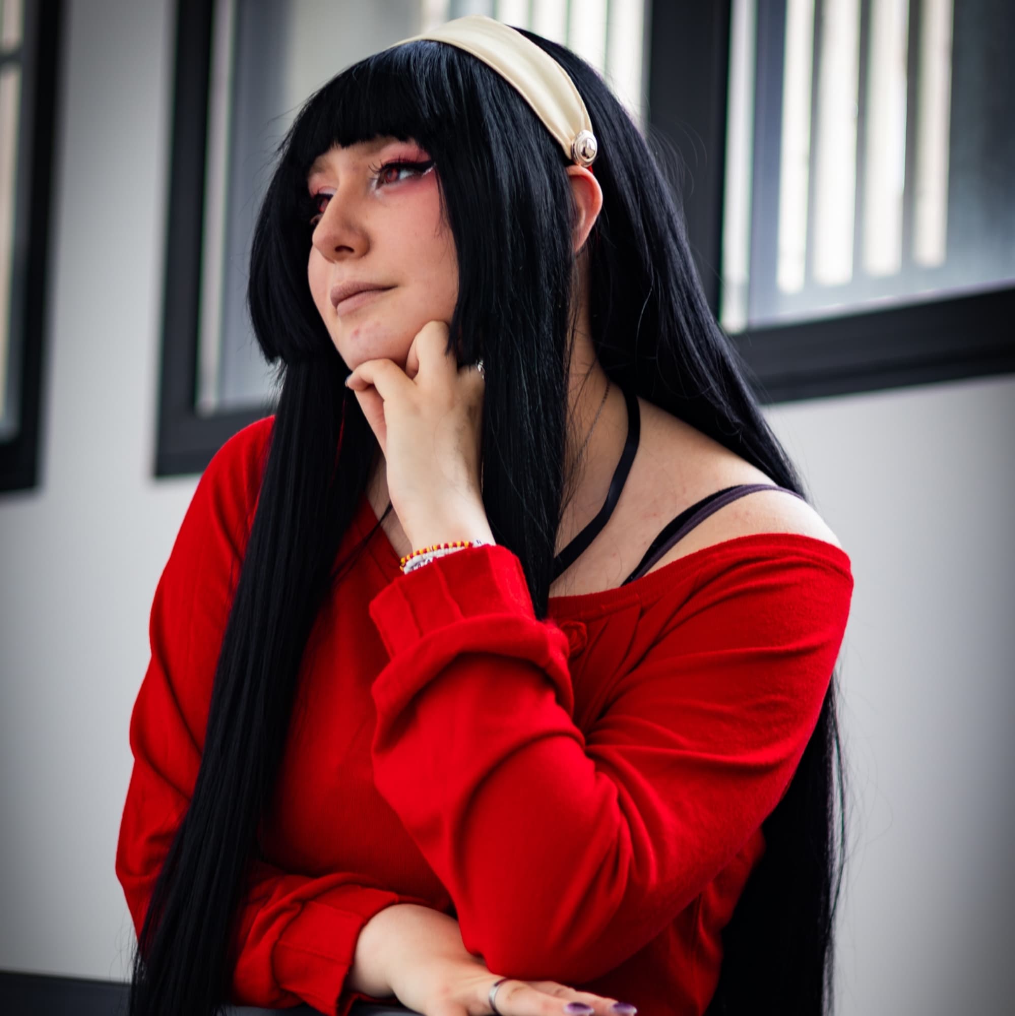 Yor  - Spy x Family cosplay photoshoot cover