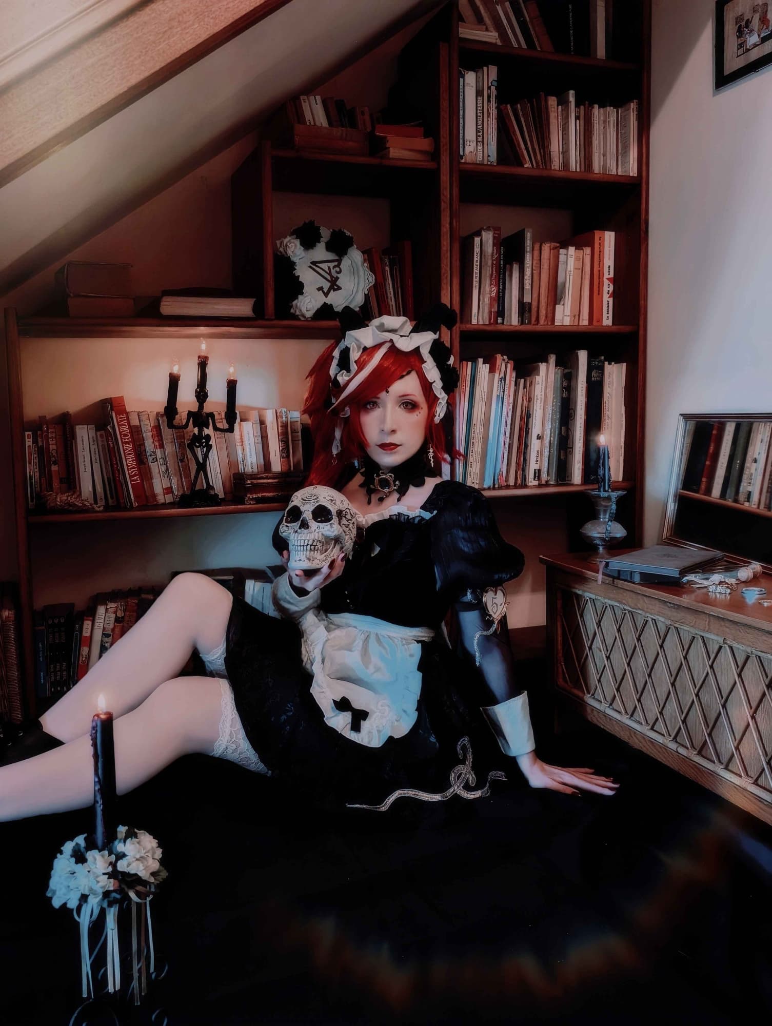 Crimson Identity v - Photo 5