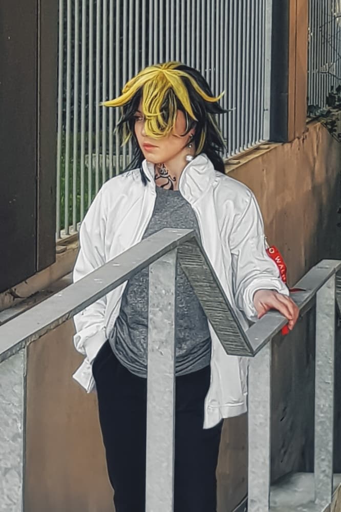 Kazutora Hanemiya - Photo 1