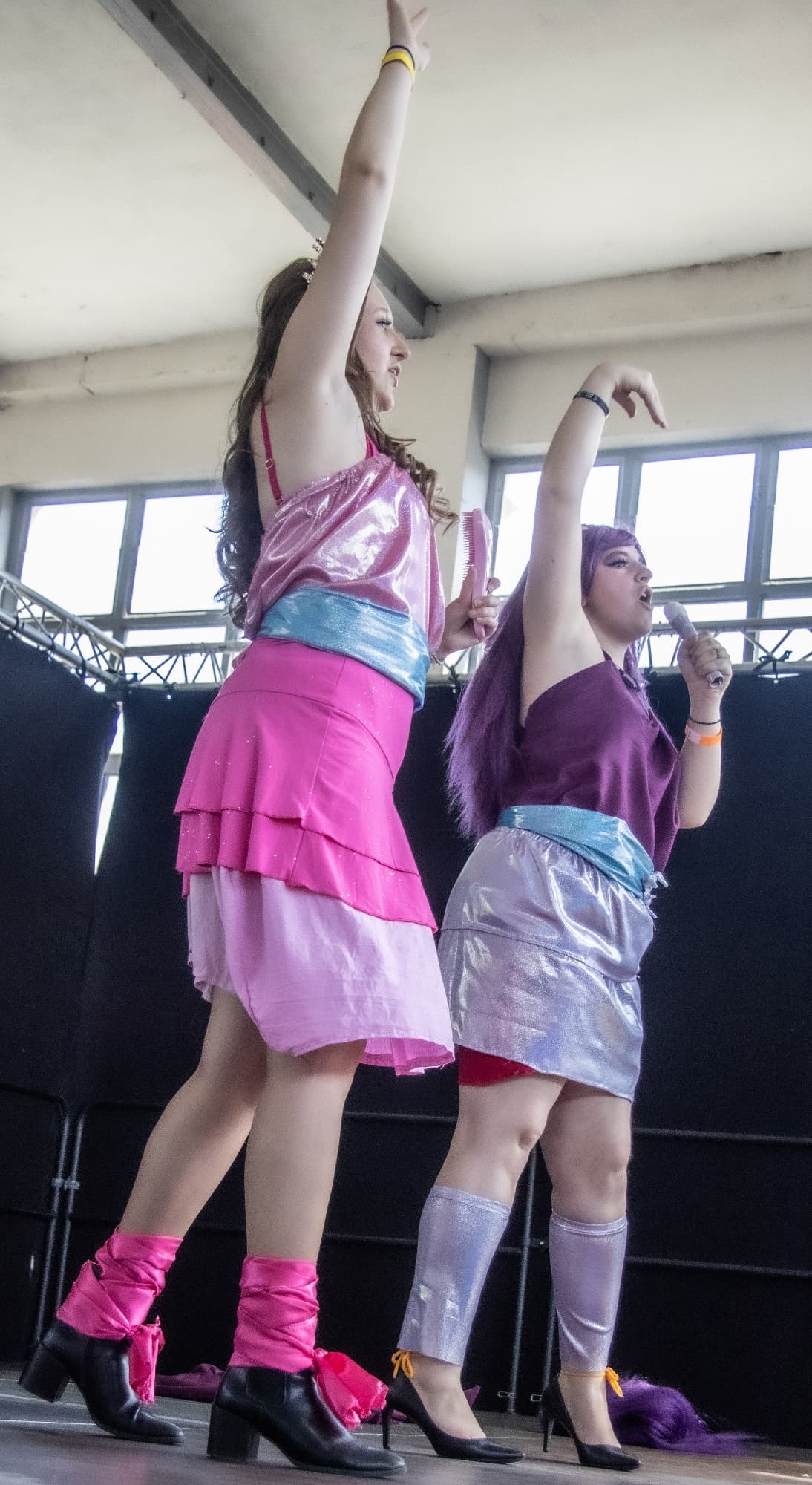 Keira et Tori - Photo 3