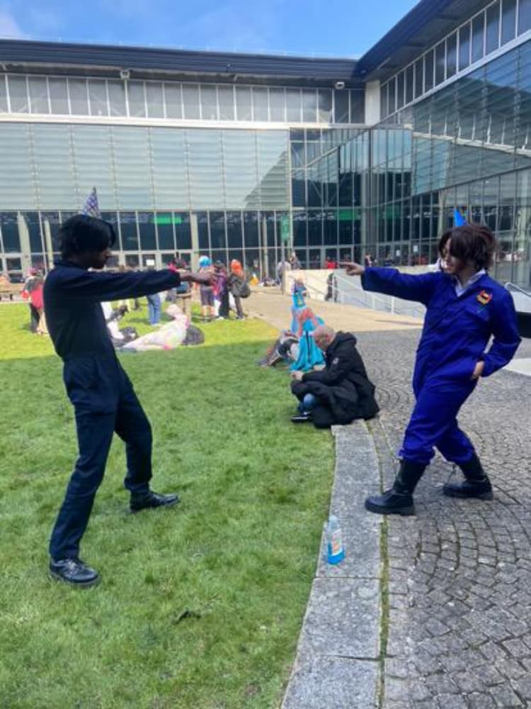 Mouthwashing PM - Photo 24