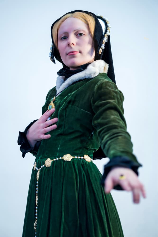 Mary I of England Cosplay - Photo 15