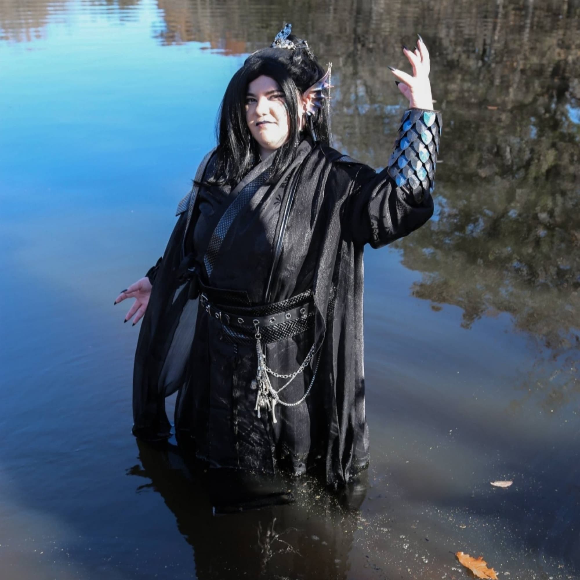 He Xuan Photos - Heaven Official's Blessing cosplay photoshoot cover