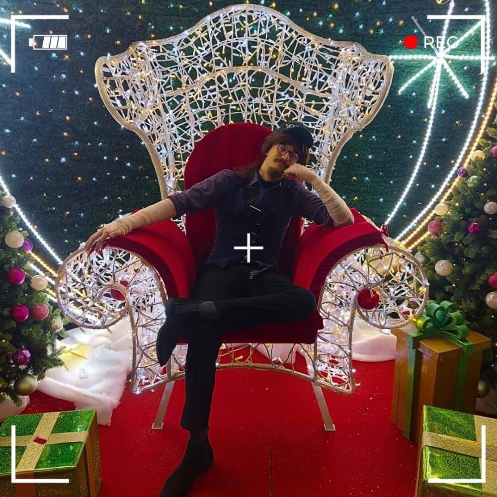 Phone Guy  - Photo 5