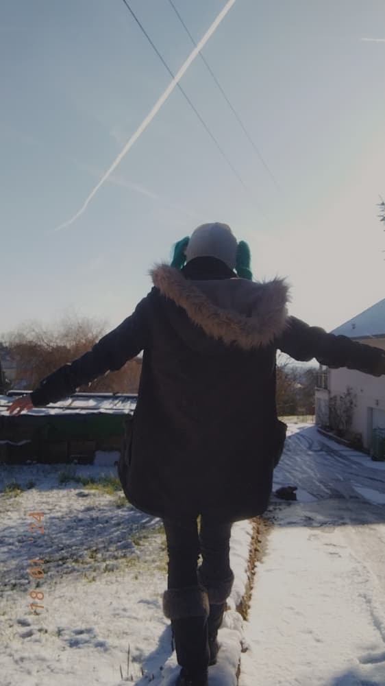 Miku snow casual cos