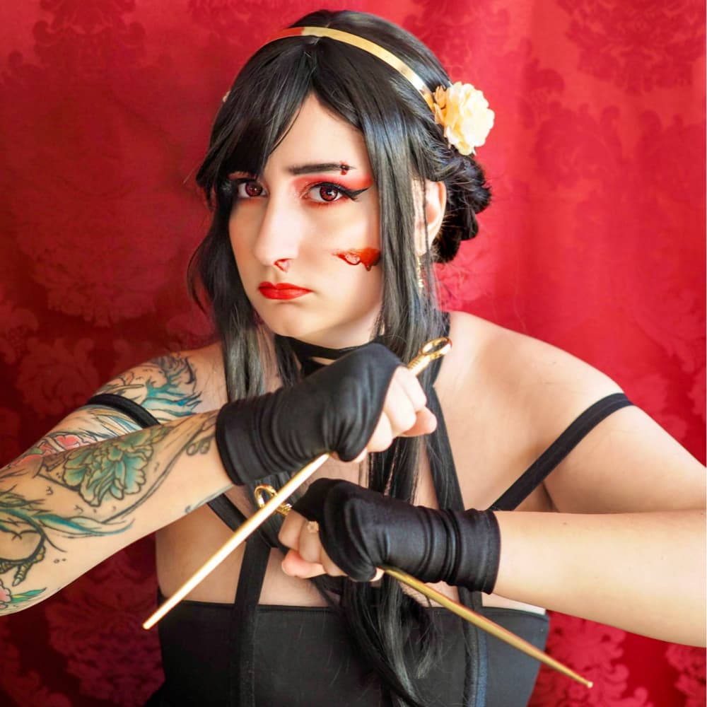 Yor - Spy x Family cosplay photoshoot cover