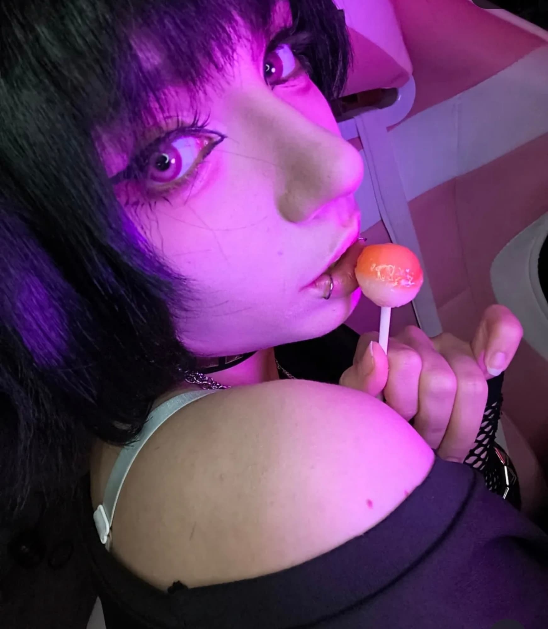 Ellen Joe  - Photo 1