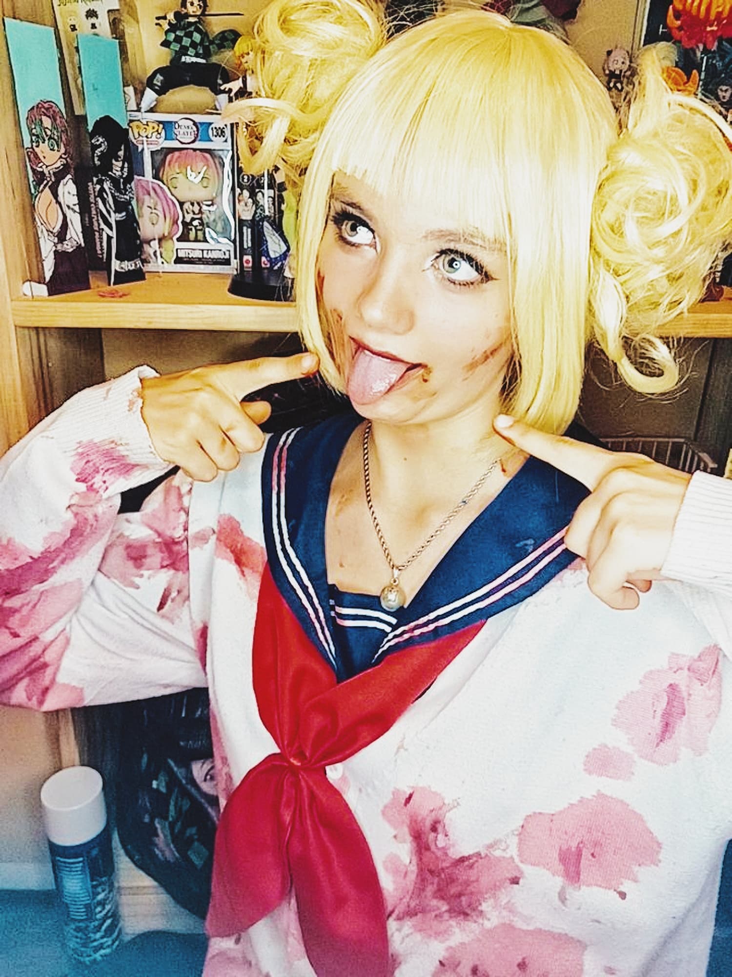 toga - Photo 2