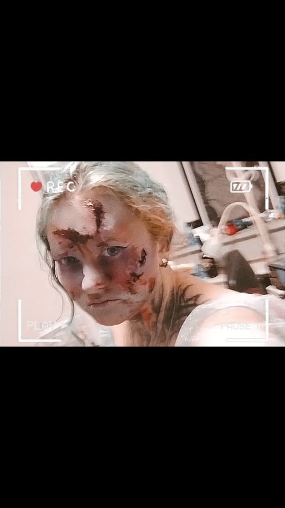 Frozen Zombie Elsa - Photo 4