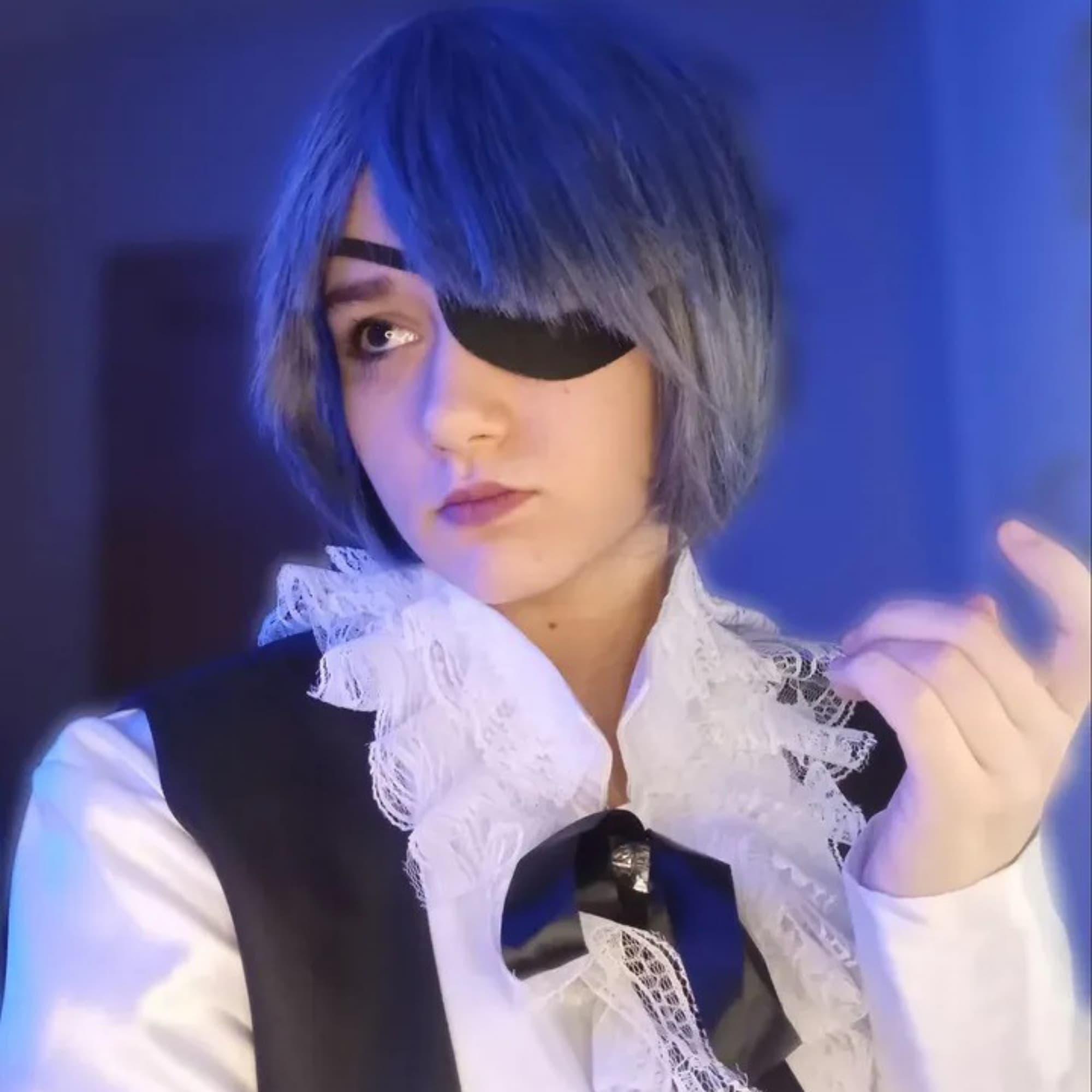 Ciel phantomhive - Black Butler cosplay photoshoot cover