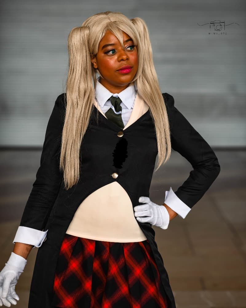 Maka Albarn  - Photo 1