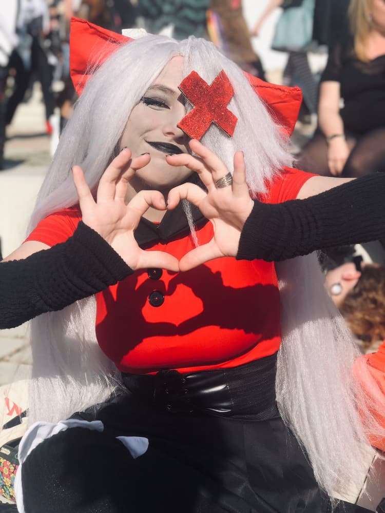 Vaggie 🎀 - Photo 4