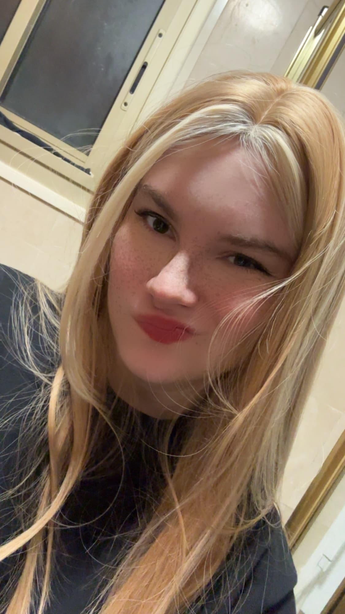 Cos-teste Allison  - Photo 5