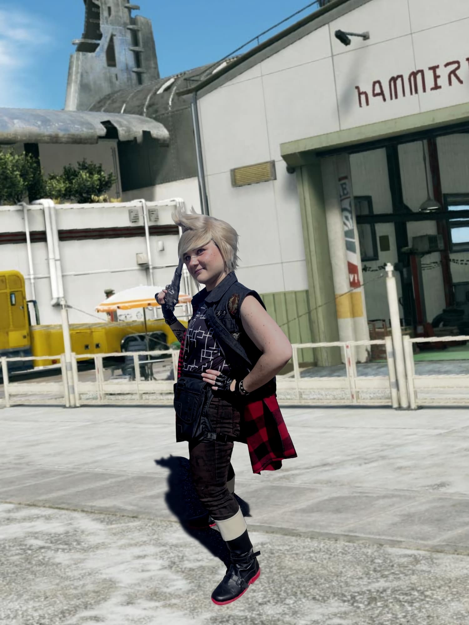 Prompto - Photo 3