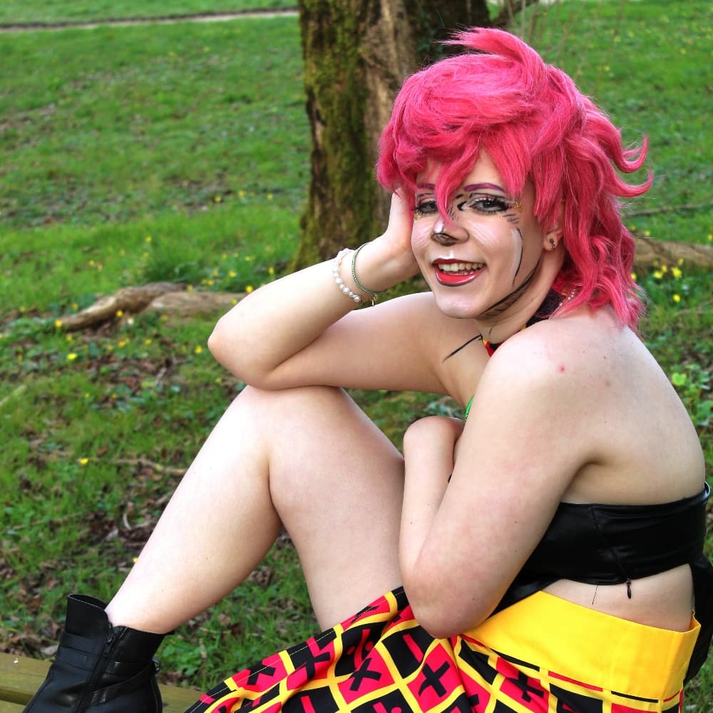 Trish - Devil May Cry cosplay photoshoot cover