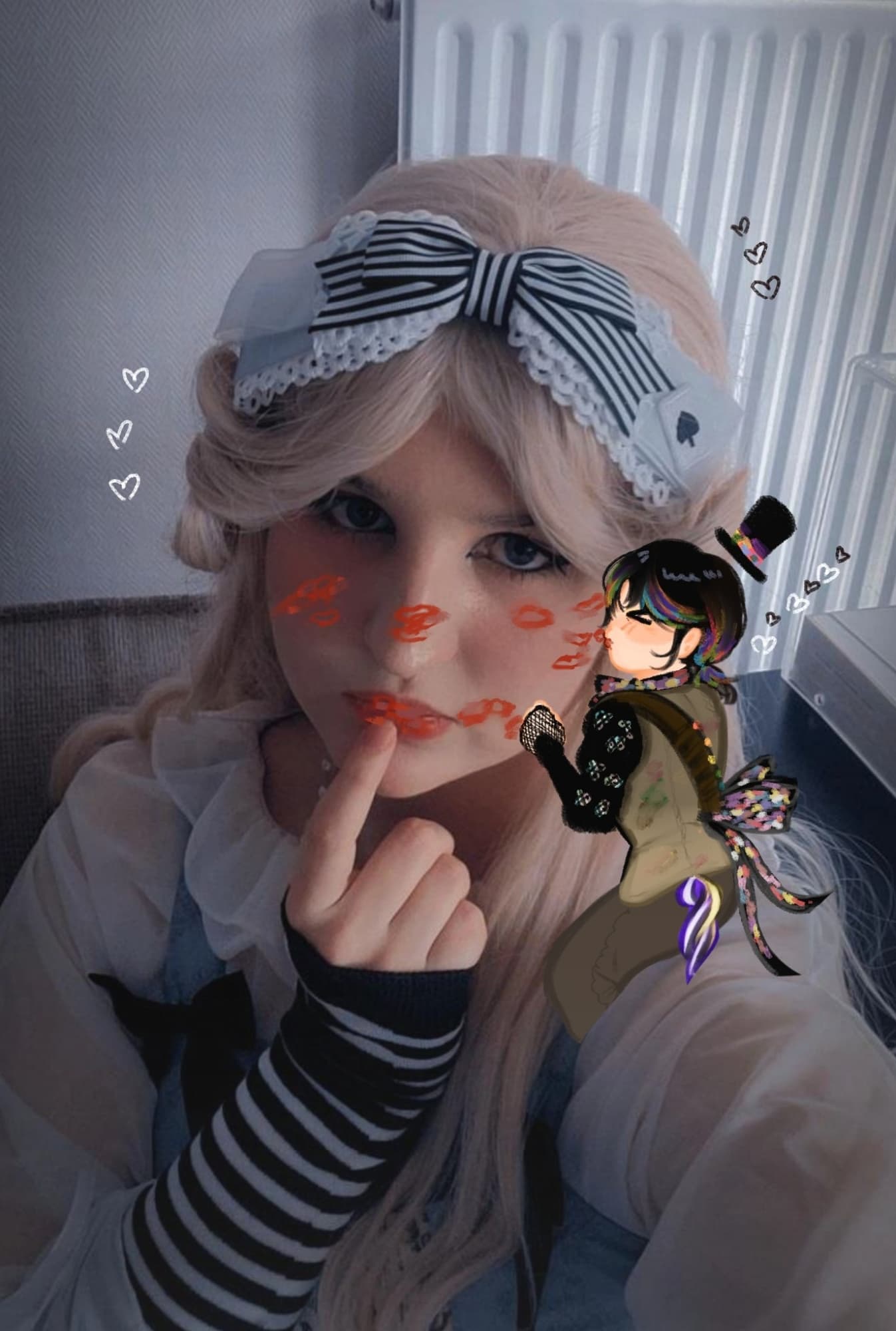 Alice  - Photo 2