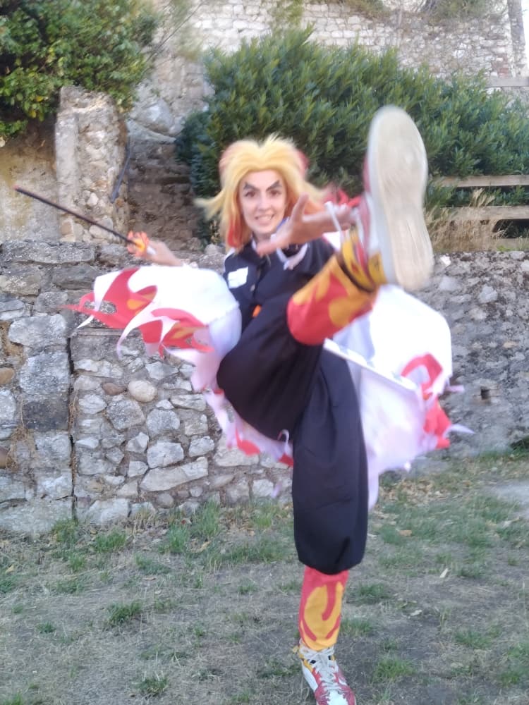 Kyojuro Rengoku  - Photo 32