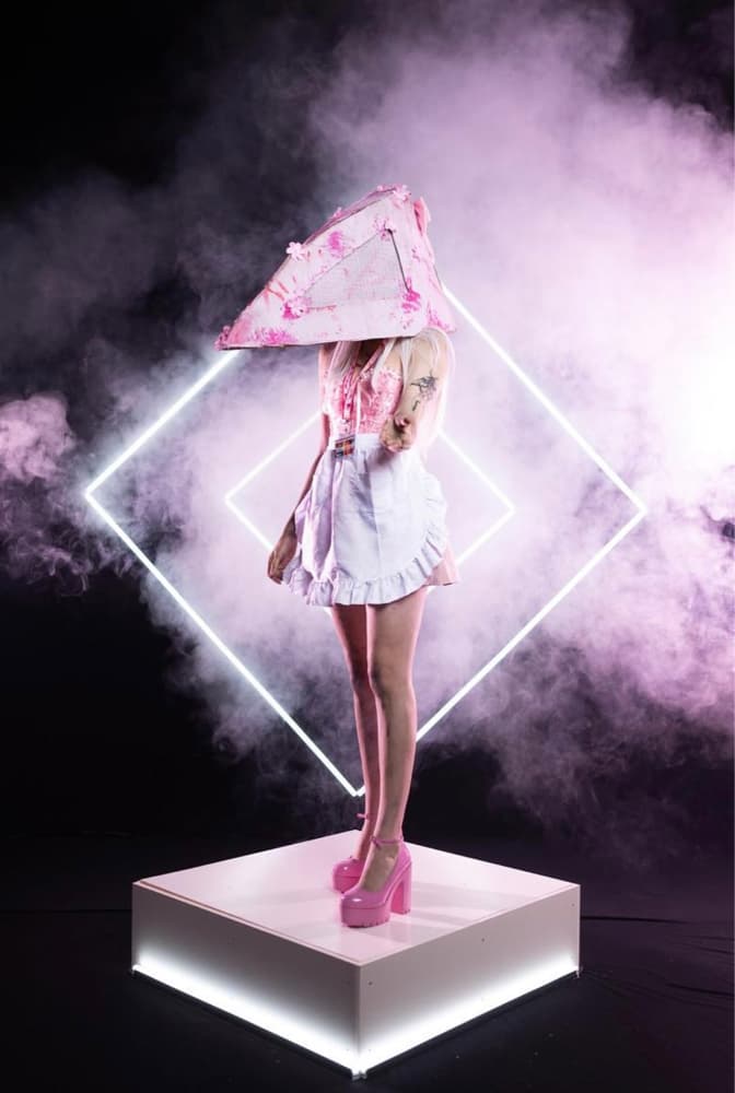 Pyramid head pink - Photo 1