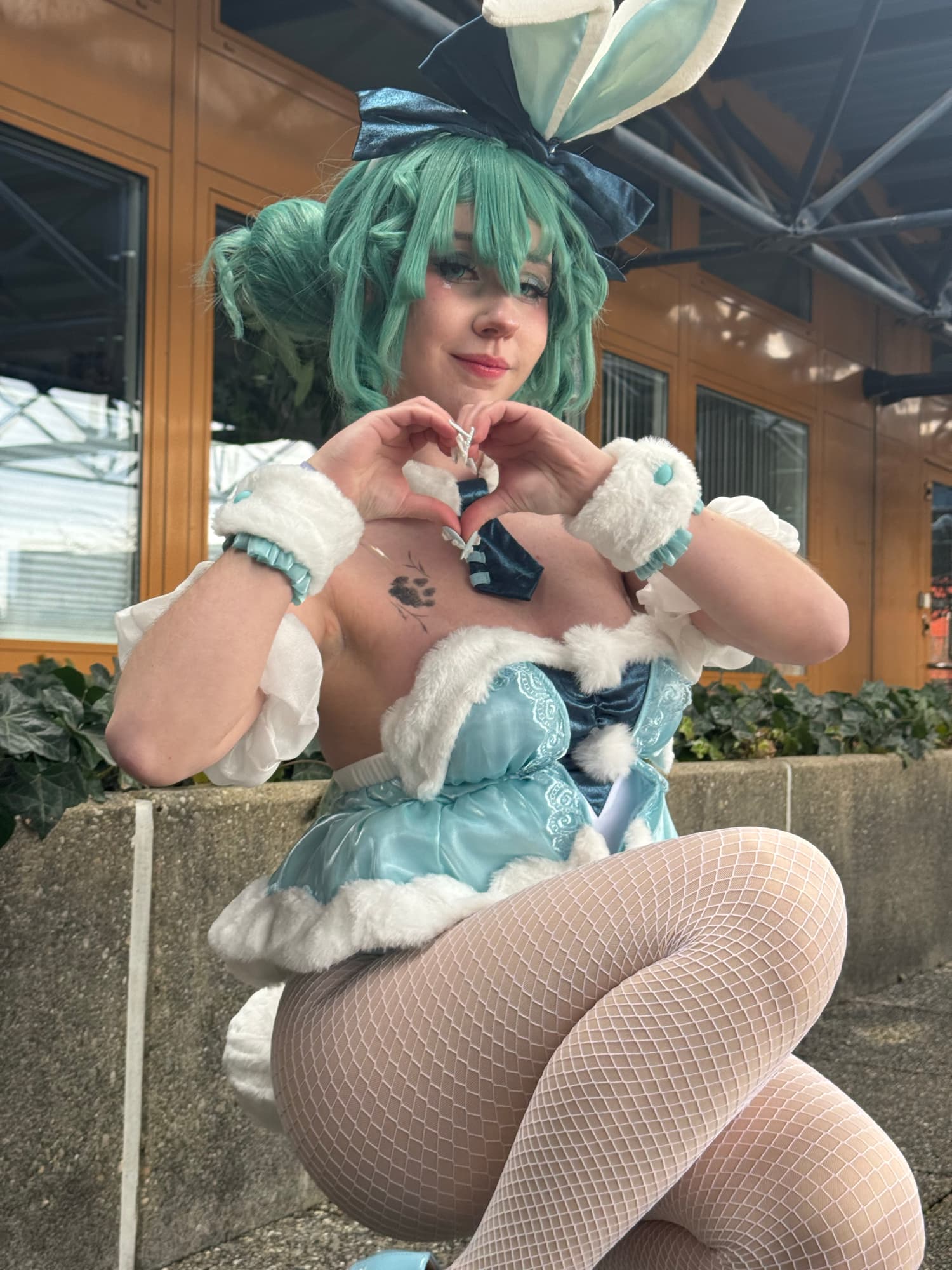 Miku White Rabbit - Photo 1