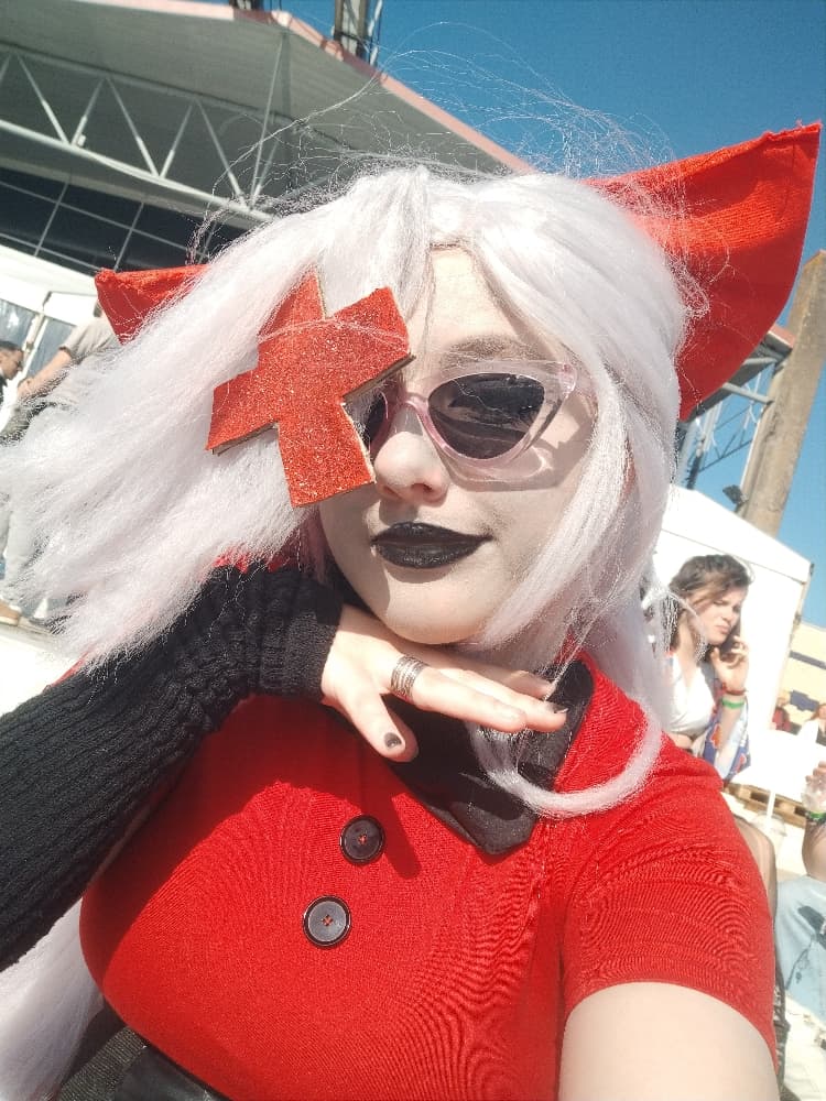 Vaggie 🎀 - Photo 9