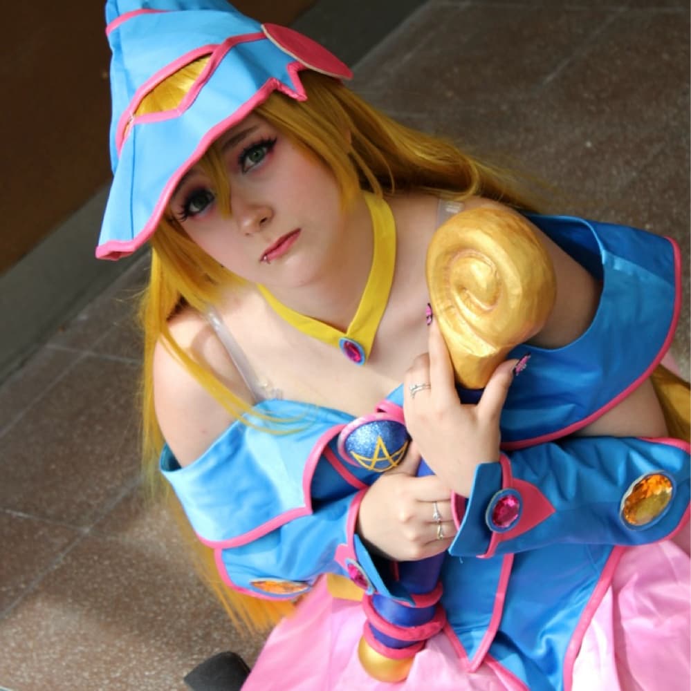 Dark Magician Girl
