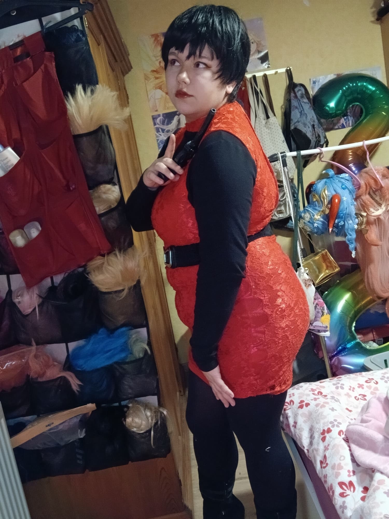 Ada wong at home - Photo 1