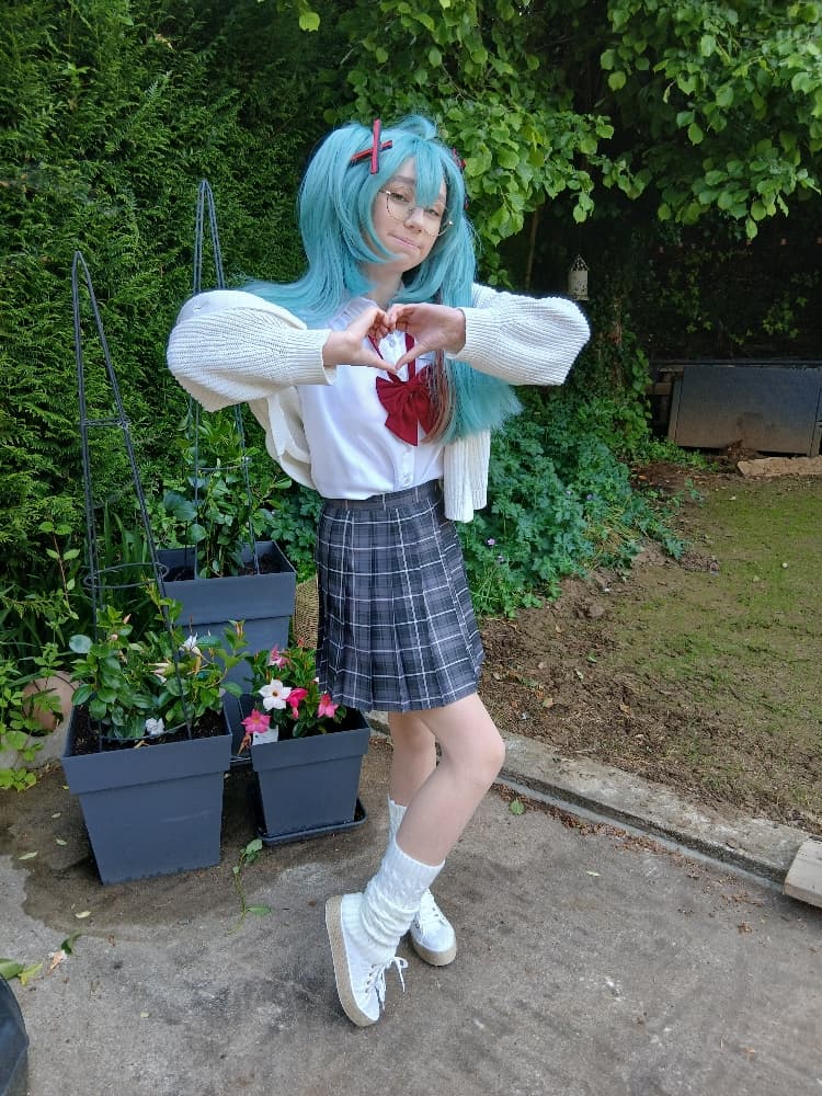 Rotten Girl Miku - Photo 1
