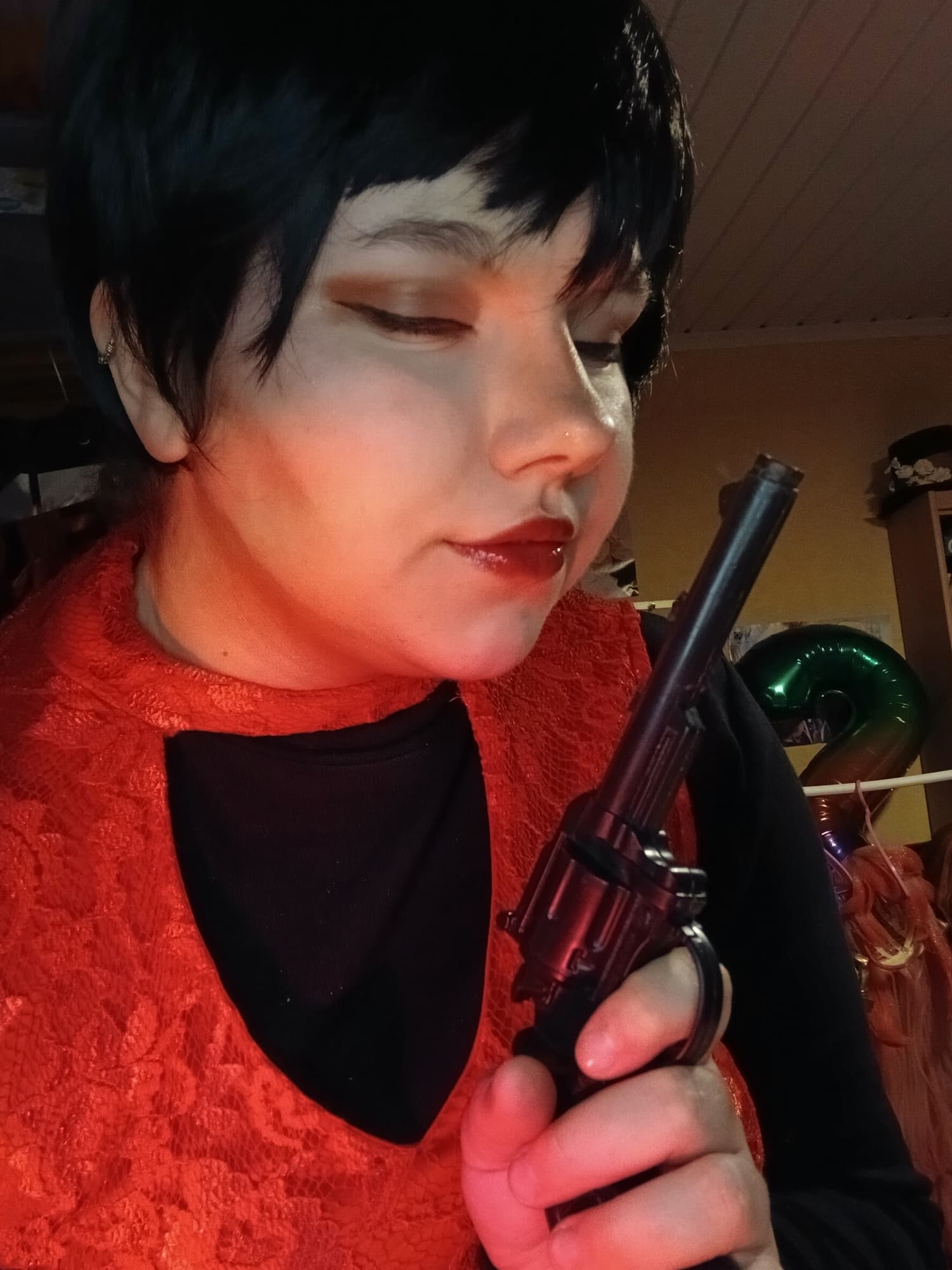 Ada wong at home - Photo 40