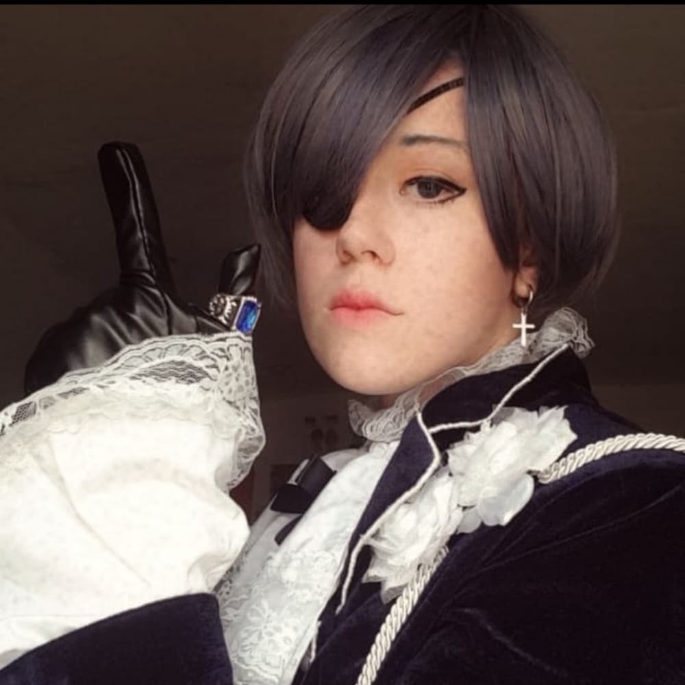 Ciel - Black Butler cosplay photoshoot cover