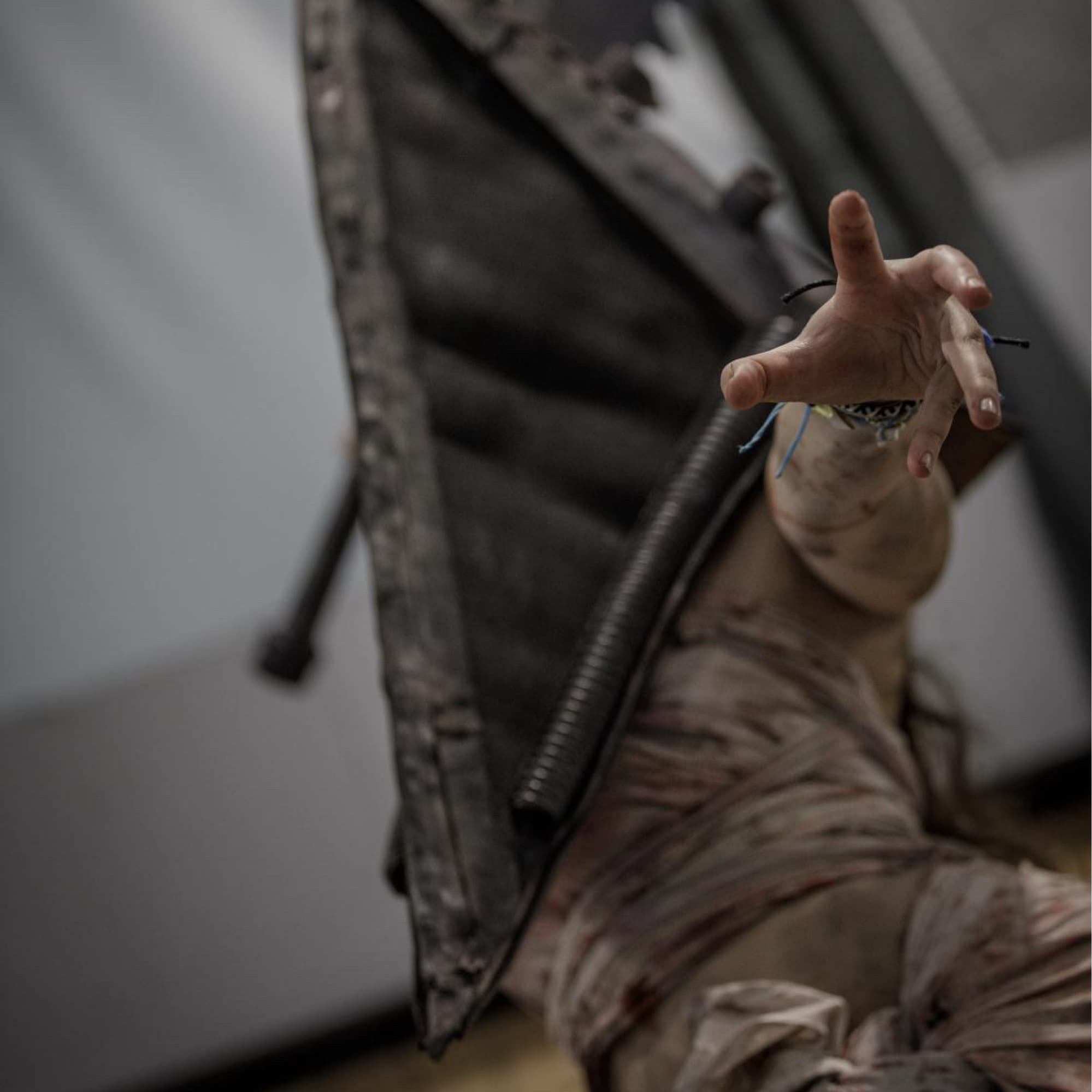 Pyramid head PM25 - Silent Hill cosplay photoshoot cover