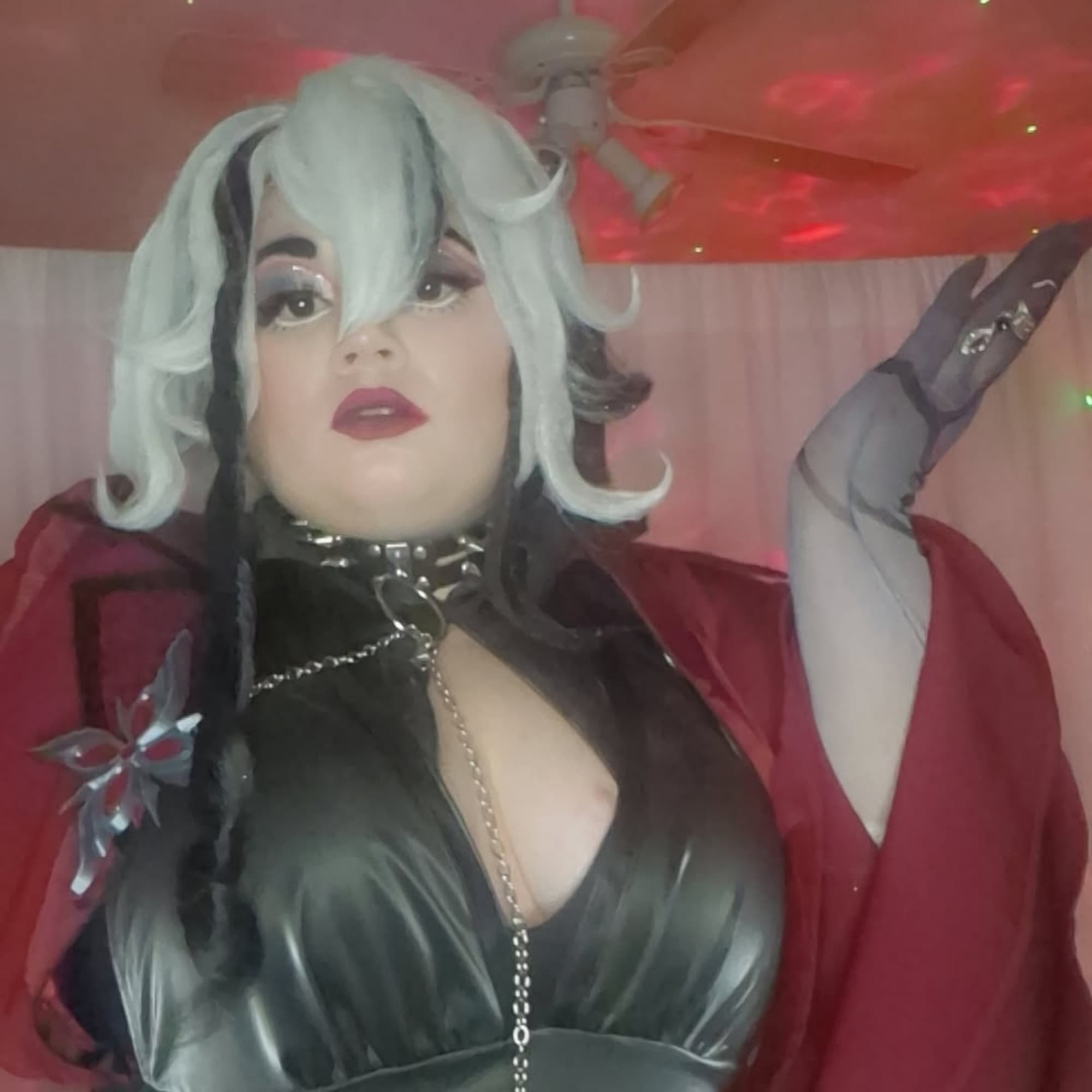 Arlecchino 2025 - Genshin Impact cosplay photoshoot cover