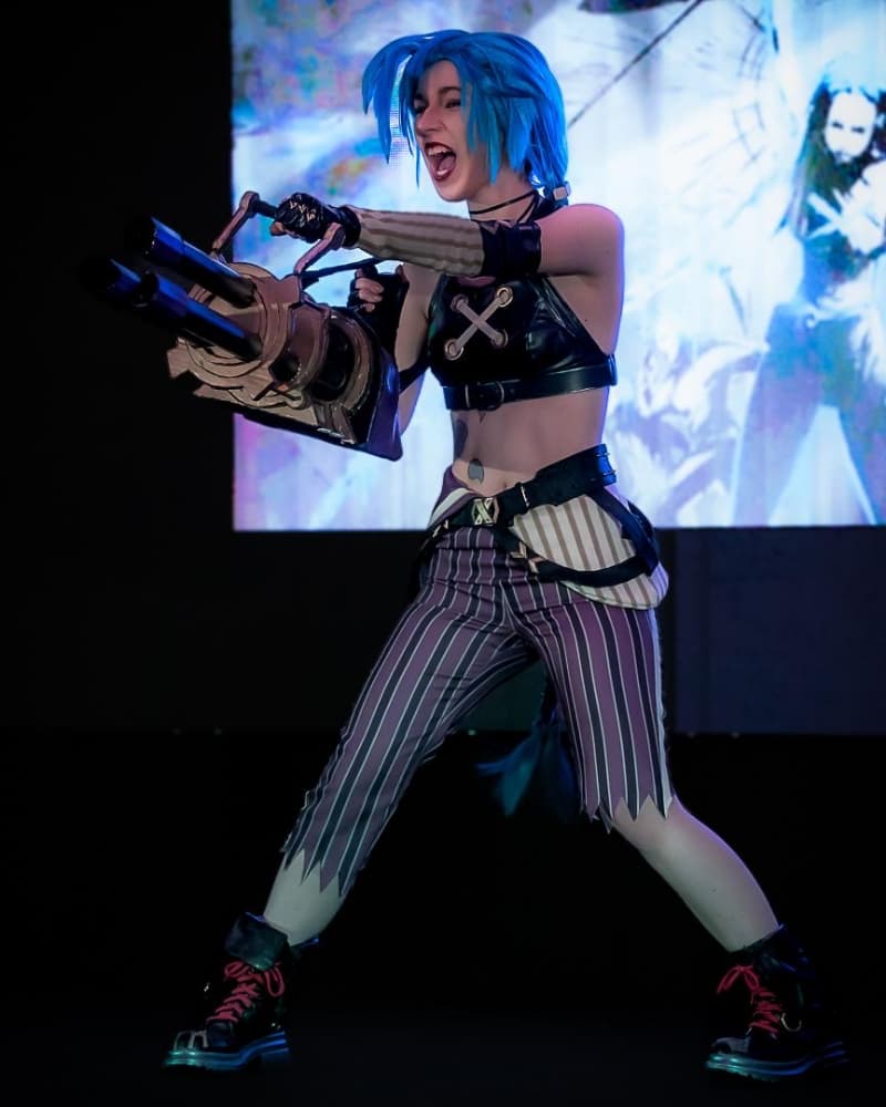 Jinx on stage - Photo 2