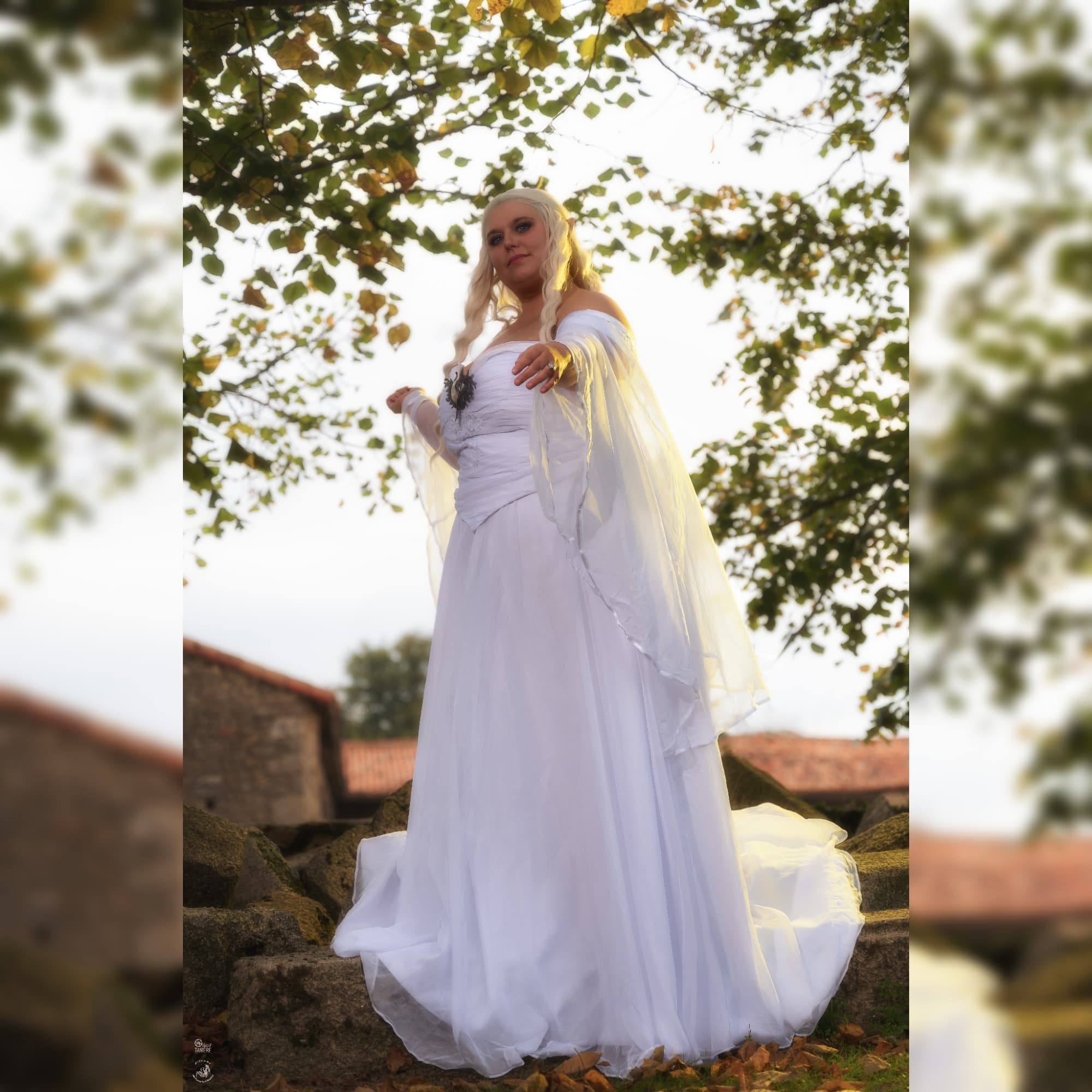Galadriel - LoR - The Lord of the Rings cosplay photoshoot cover