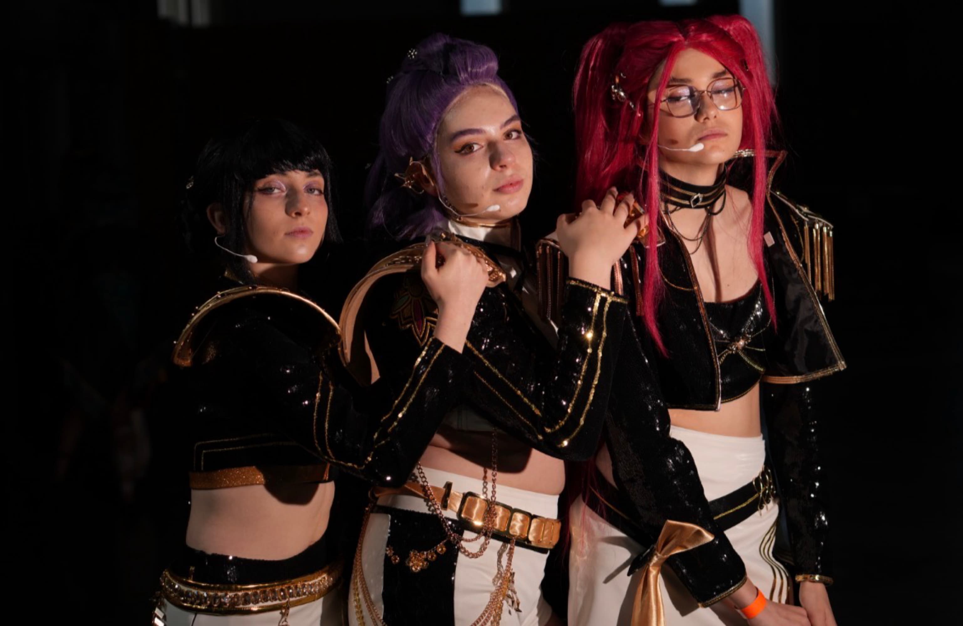 Zoey & Huntrix  - Photo 10