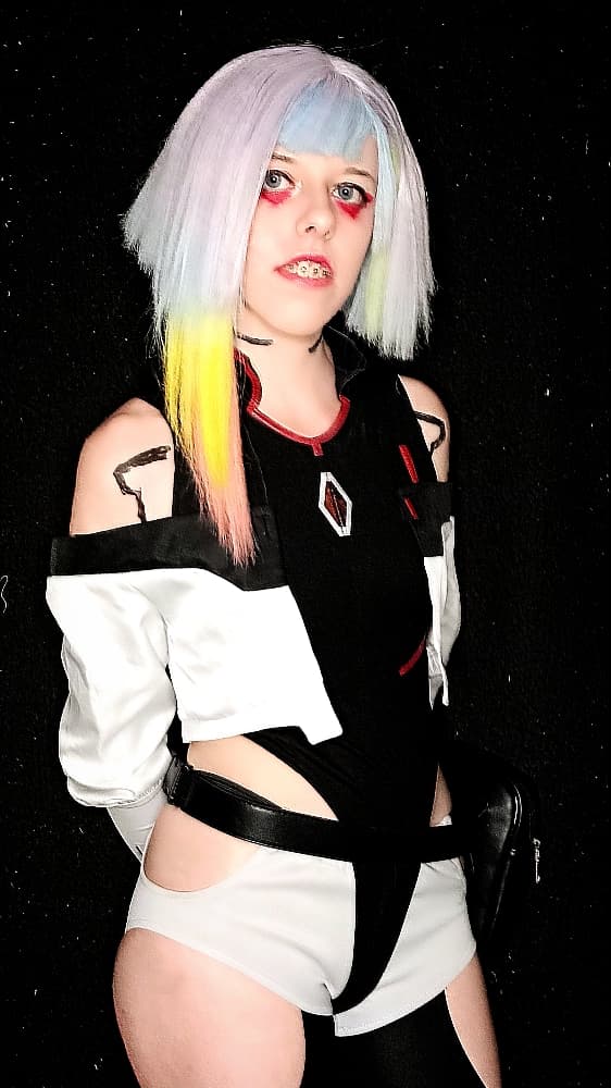 Lucy Kushinada - Photo 3