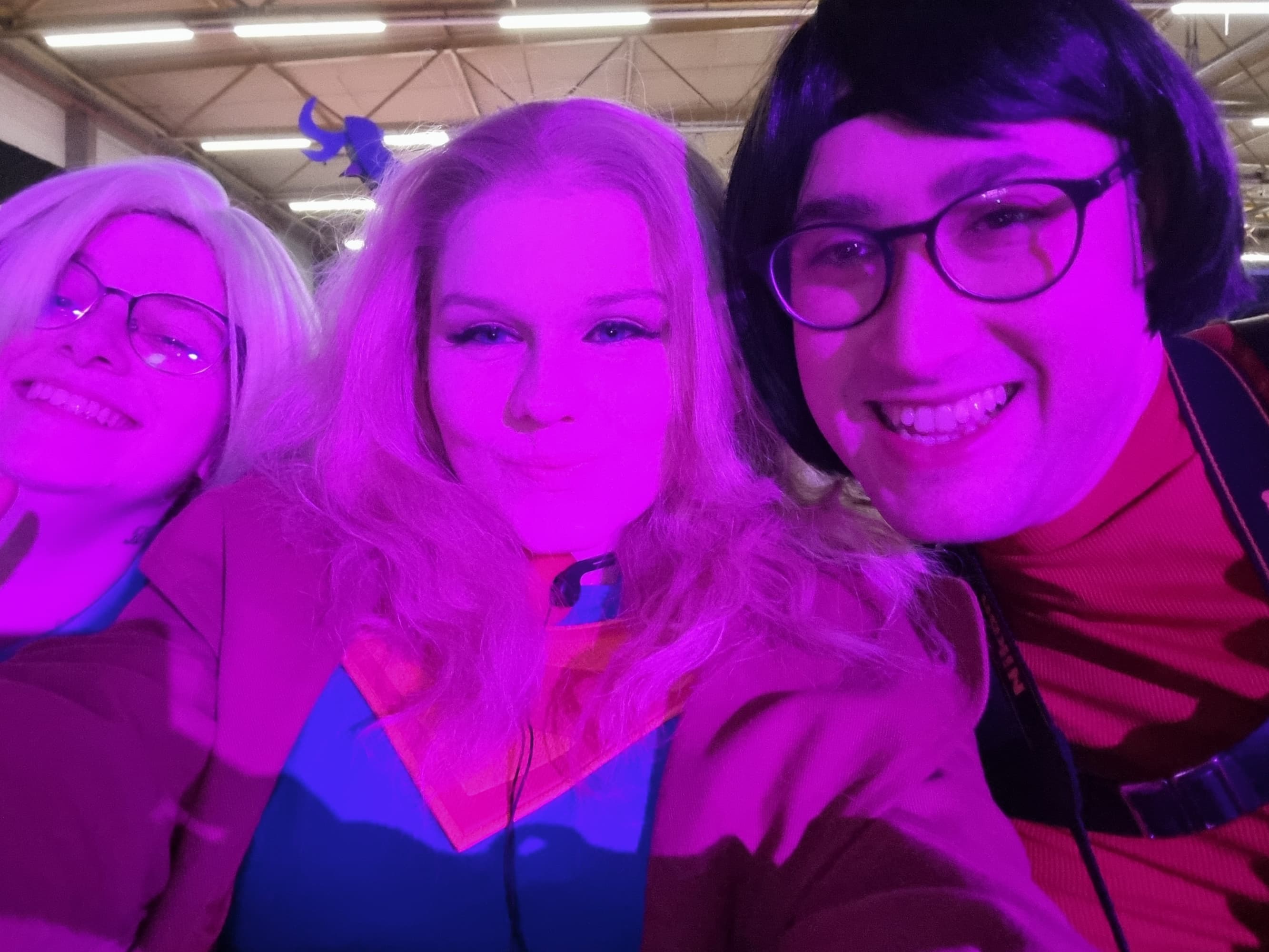 Supergirl conv - Photo 4