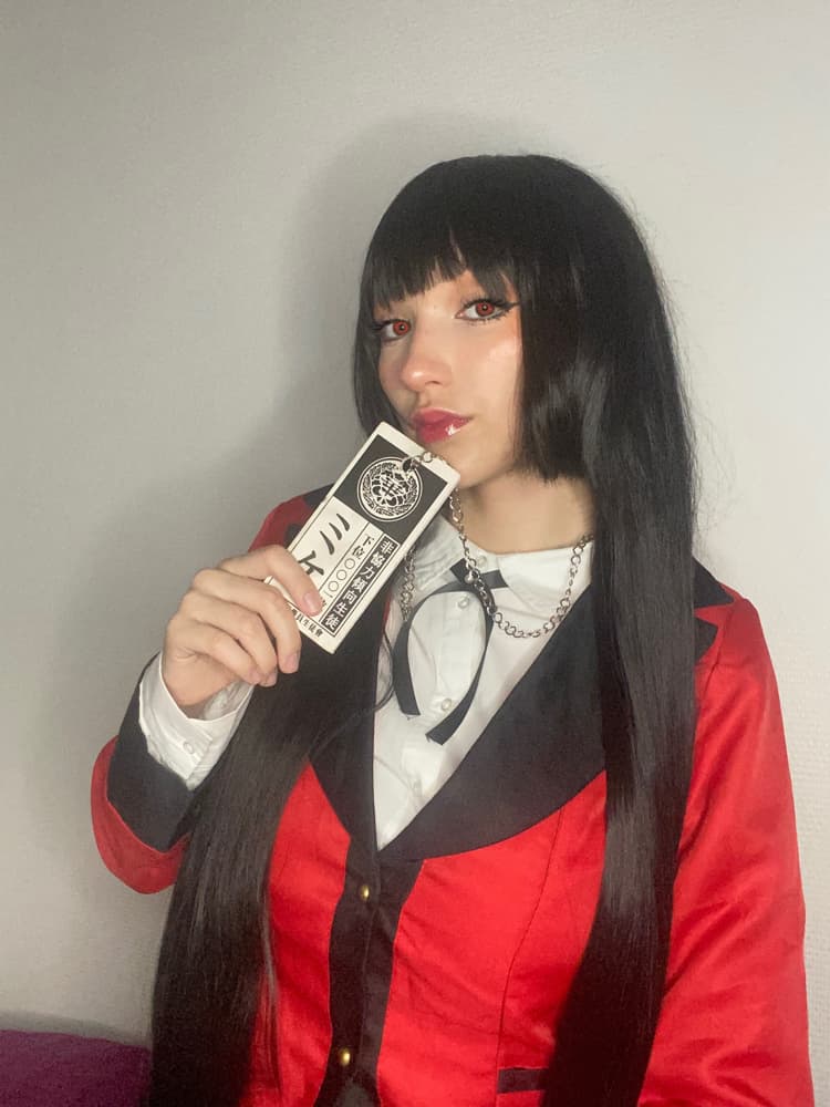 Yumeko - Photo 12