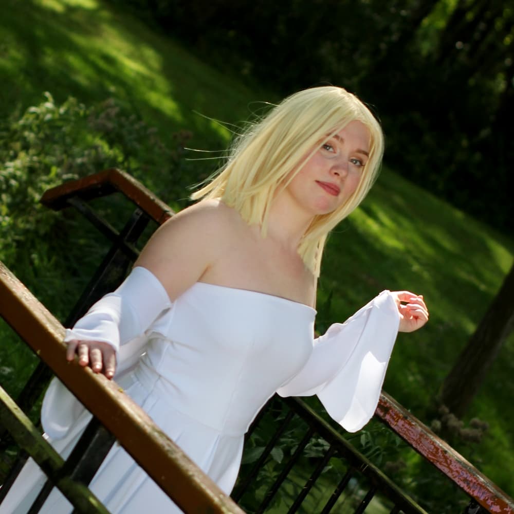 Elaine  - The Seven Deadly Sins cosplay photoshoot cover