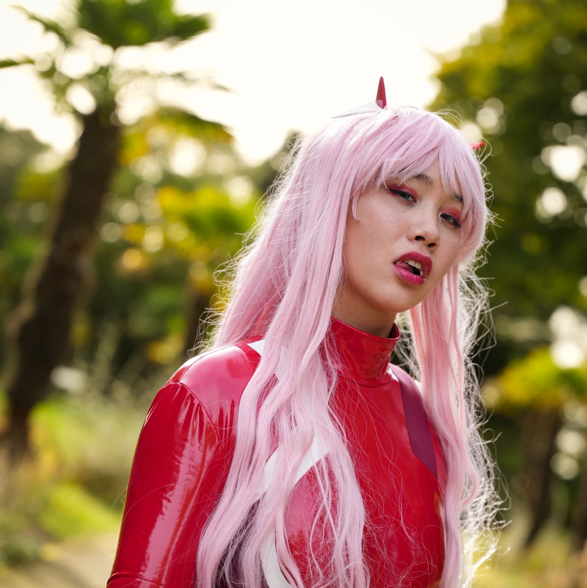 Zero two vinyl - Darling in the Franxx cosplay photoshoot cover