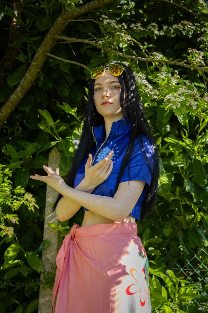 Robin in garden - Photo 11